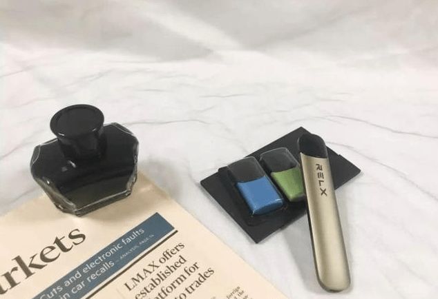 电子烟跟普通烟草哪种危害比较大 电子烟与烟草对比危害